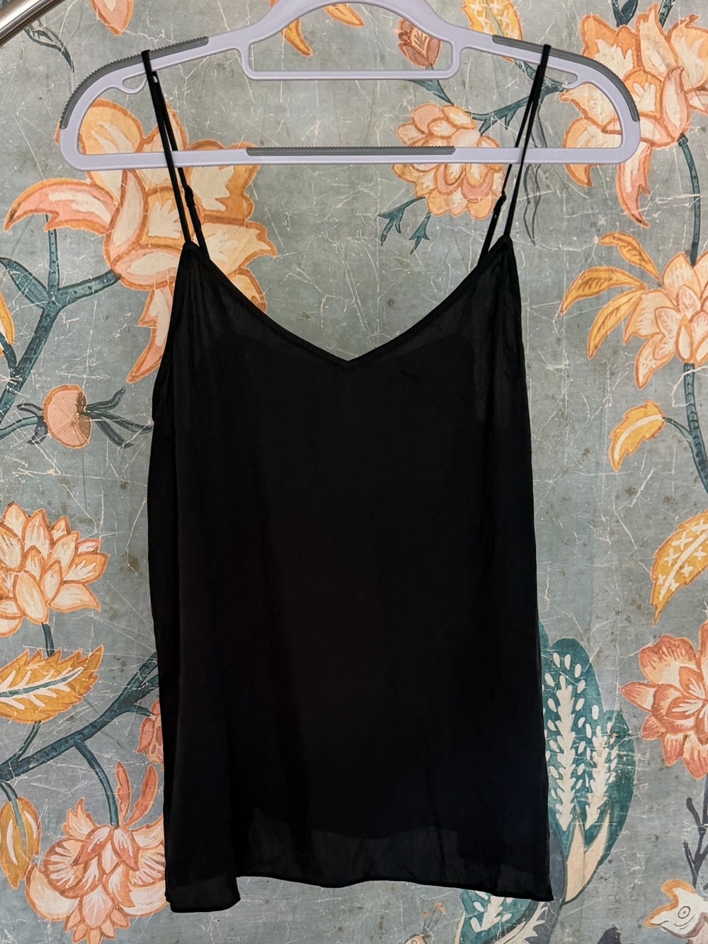 Quince Black Washable Stretch Silk Camisole V-Neck Adjustable Straps Size M